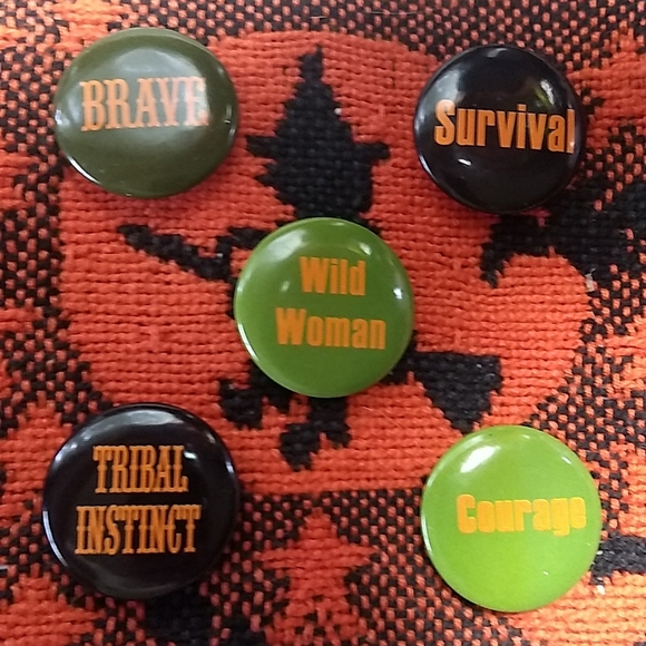 Set of 5 Vintage buttons - Picture 9 of 9